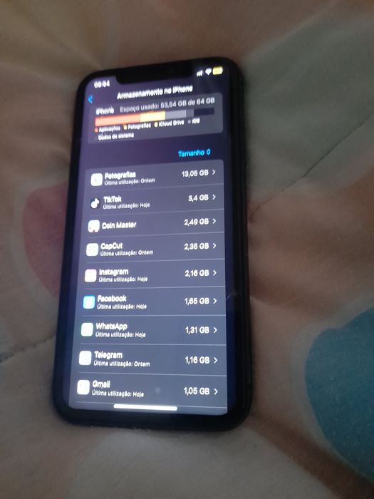 Iphone 11     64GB