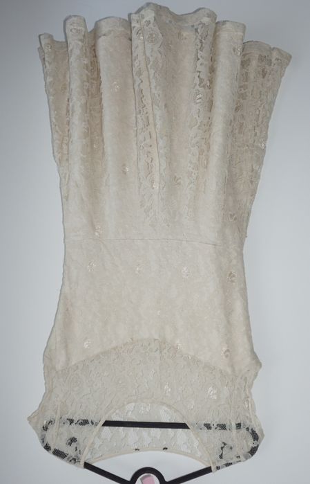 Krótka sukienka koronkowa, na wesele, chrzest, komunie, r.S/M