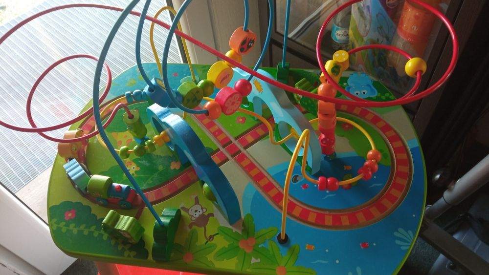 Hape e3824 labirynt koraliki dżungla park zabawka edukacyjna pociąg