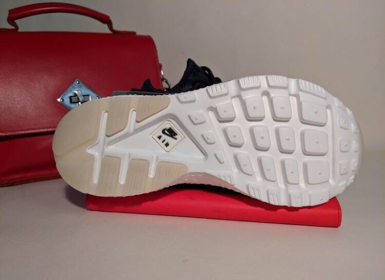 Кроссовки Nike