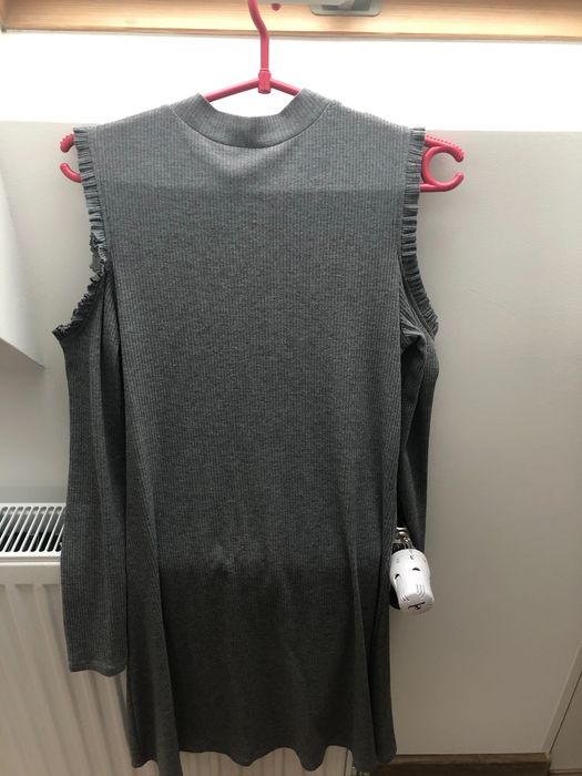 Szara sukienka New Look, r. 38