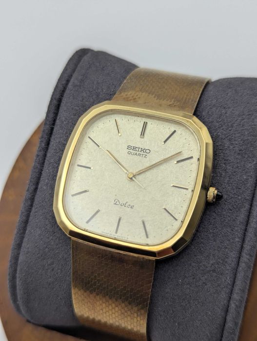 Seiko Quartz Dolce 6030-5200 - Колекційний позолочений годиник
