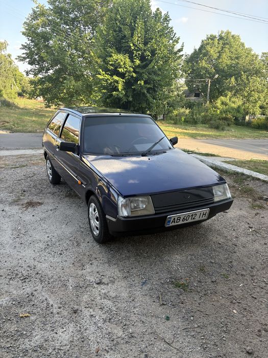 Заз таврія 1102