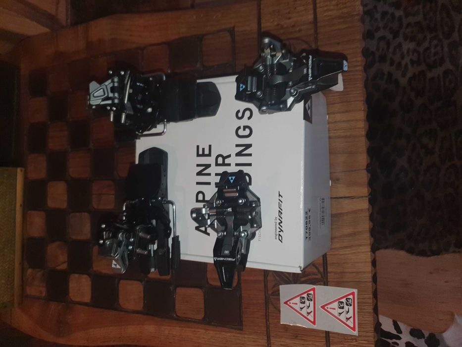 DYNAFIT tourn clasic ST brake 92 10 din / logo fischer /   posezonowa wielka obniżka cen !!!