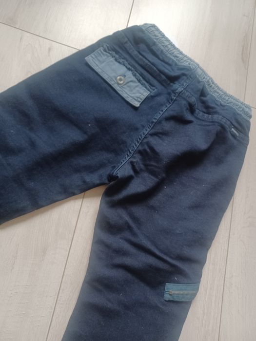 Nowe spodnie jeansowe reserved