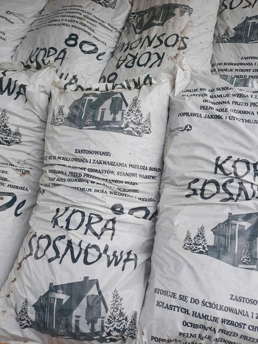 Kora sosnowa 80l gruba.