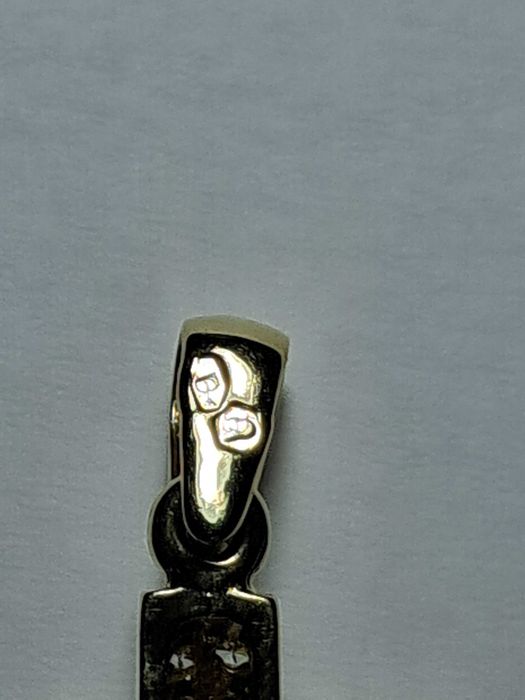Piękny złoty krzyżyk , złoto 585 próba , waga 3,5 gram