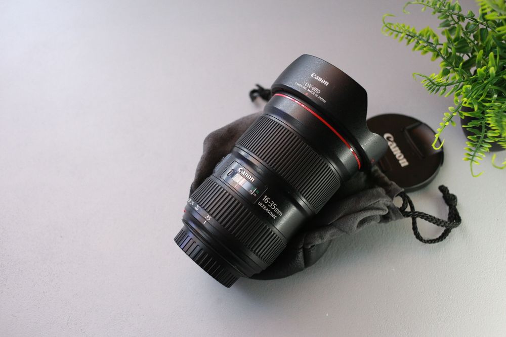 Ідеал Canon ef 16-35 f2.8 L III + бленда чохол