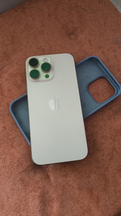 iPhone 16 pro max desert