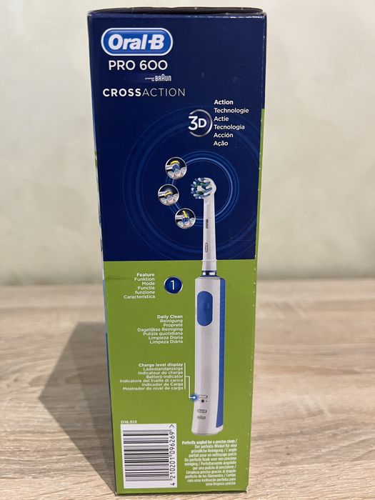 Зубна щітка Oral-B  Pro 600