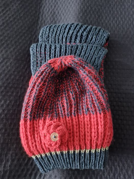 Tchibo, 10 l. komplet czapka i szal/komin. Stan bardzo dobry.