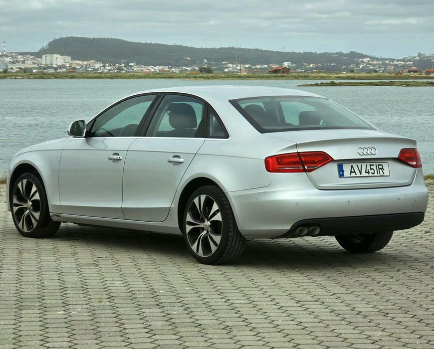 Audi A4 B8 2.0TDI 142cv 2008 Em excelente estado caixa 6 velocidades aceito troca