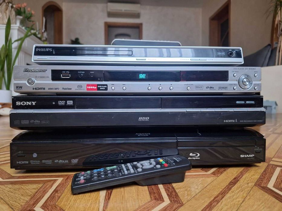 аудіотехніка для дому, та родини.