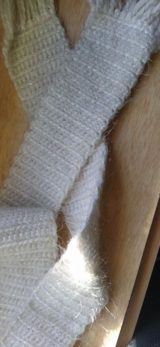 Cachecol branco com brilho