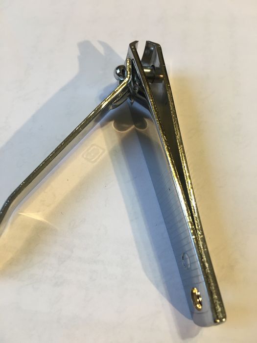 Кусачки для ногтей