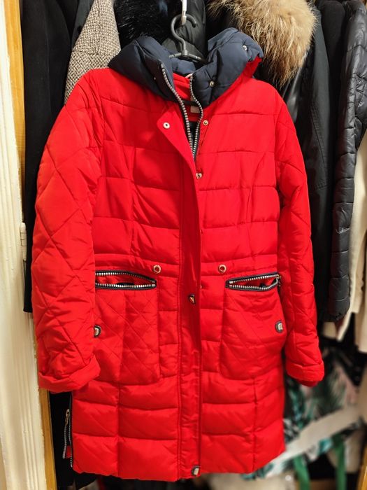 Пуховік розмір S-M