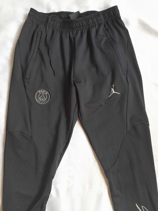 spodnie dresowe dzieciece jordan slim-fit paris saint-germain