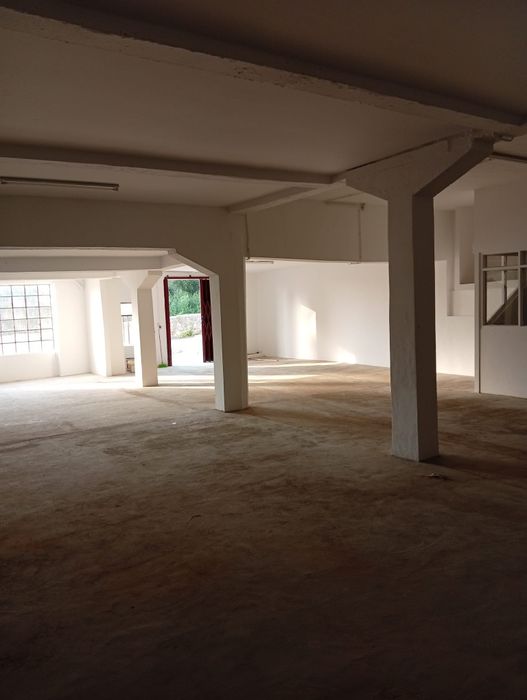 OPORTUNIDADE - Armazém Carvalhido