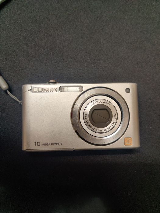 Panasonic Lumix DMC-FS42 Silver Вінтажна Мильниця фотоапарат
