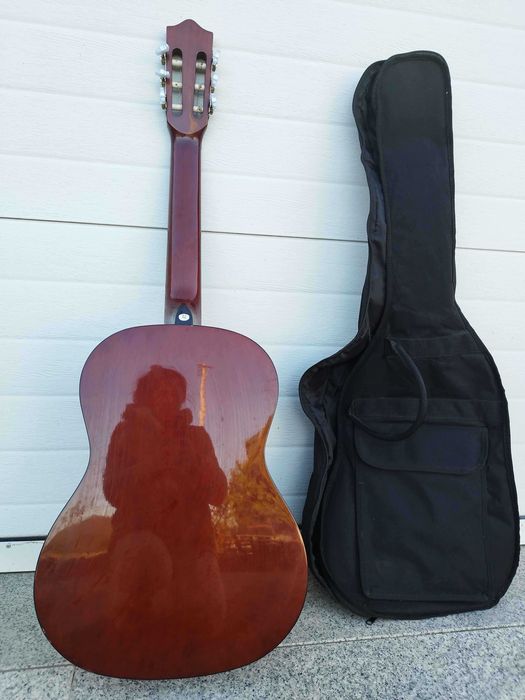 Guitarra Clássica Rey C542 + Saco de Transporte (Como Nova)