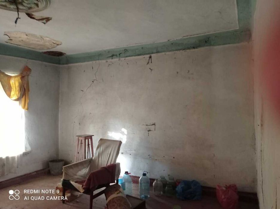 Продам Дом-4 комн. 63 м. кв. (треб. кап. рем. ), уч. 4 сот. 5 Военная-Столяр.