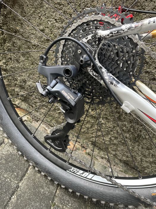 Cannondale f800sl transformada para Monster Gravel