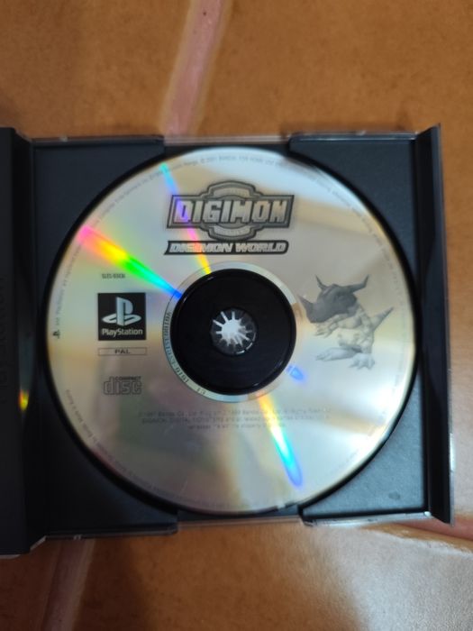 Vendo jogo Digimon World