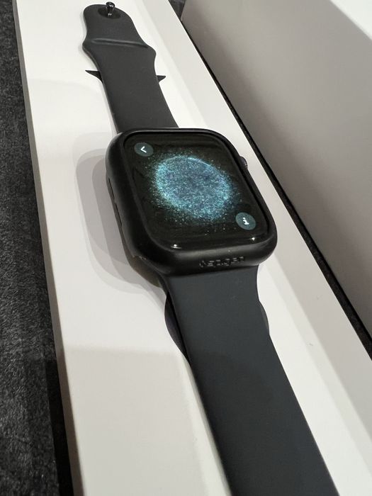 Apple Watch  Series 5  44 mm