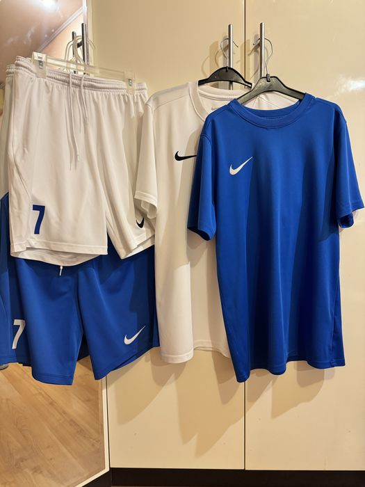 Футбольная форма Nike DRI-FIT шорты р.S футболка р.M
