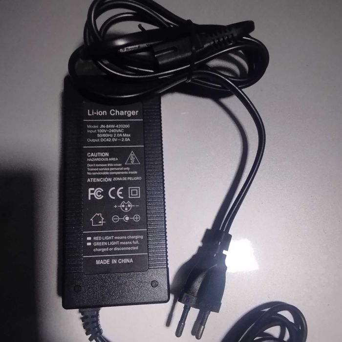 Cabos de carregamento.