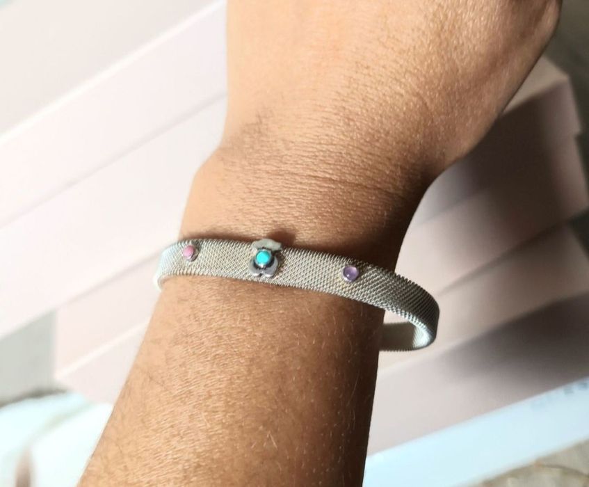 Aneis e pulseiras tous originais