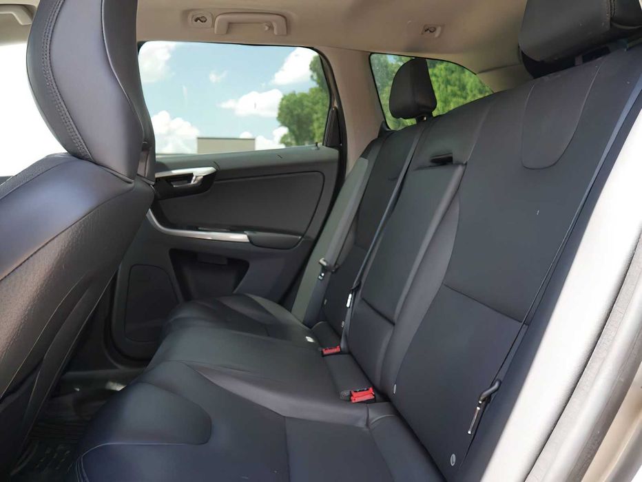 Volvo XC60 T5 Drive-E Premier      2015