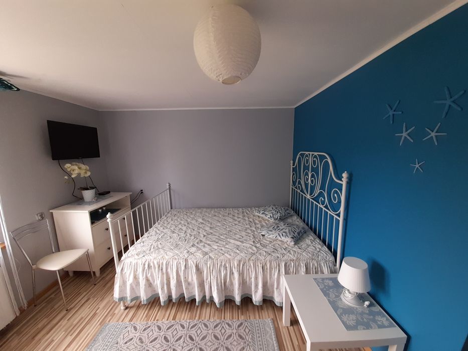 Noclegi nad morzem.Domki i pokoje z łazienkami