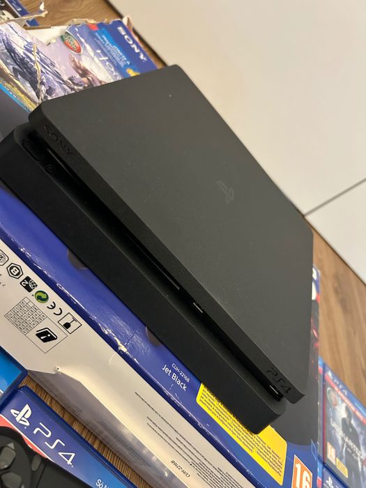 PlayStation 4 1tb 200€ (sem jogos 150€)