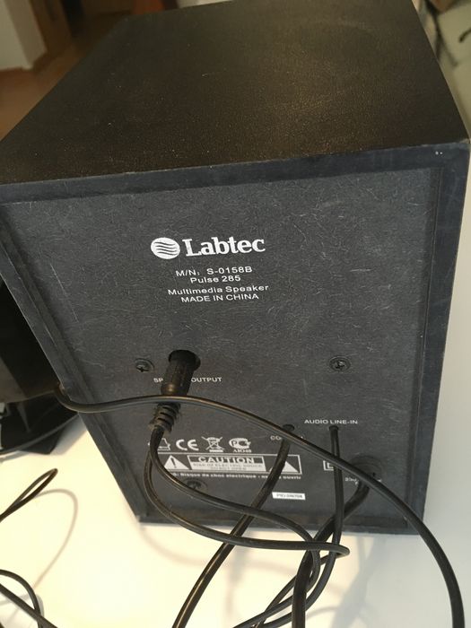 Colunas de som sobufer labtec