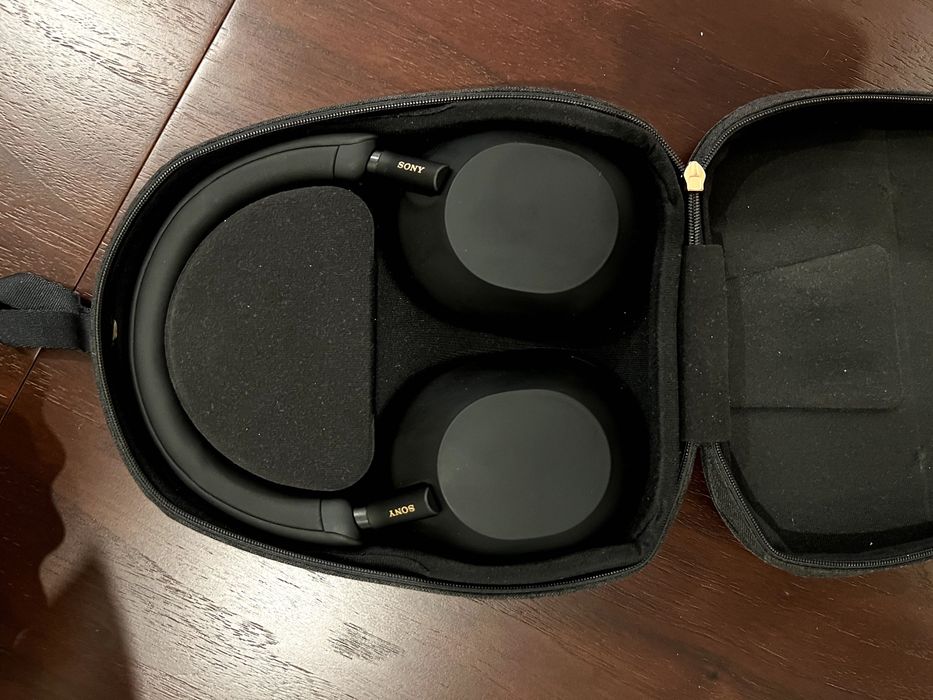 Sony Headphones XM5