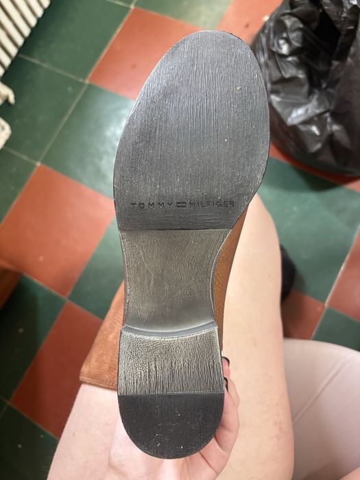 Продам женские сапоги