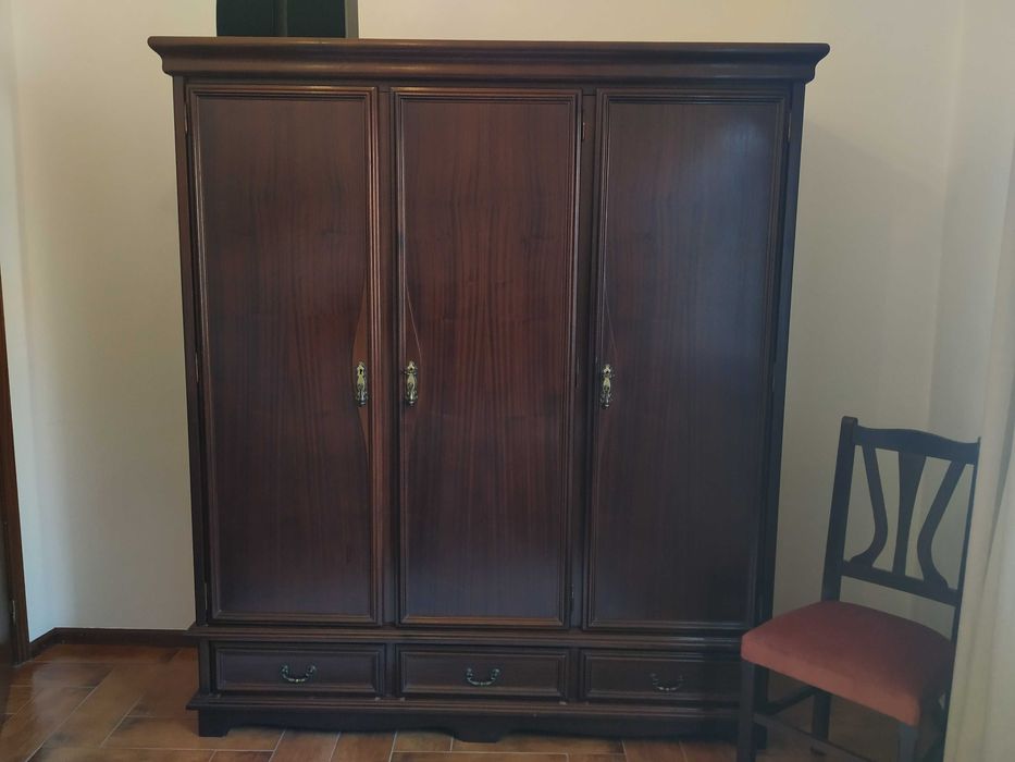 Mobília de quarto clássica