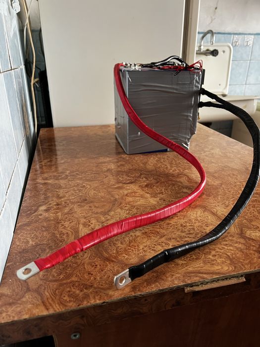 Акумулятор LiFePO4 12.8V 230Ah 4S 200A BMS 2944Wh майже новий