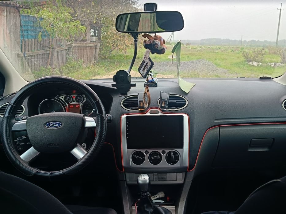 Ford Focus || 2009