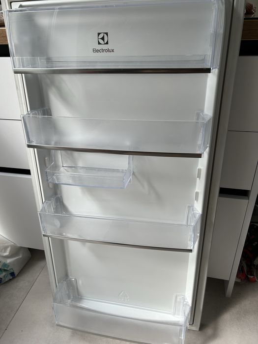 Półka szuflada Lodówki do zabudowy ELECTROLUX