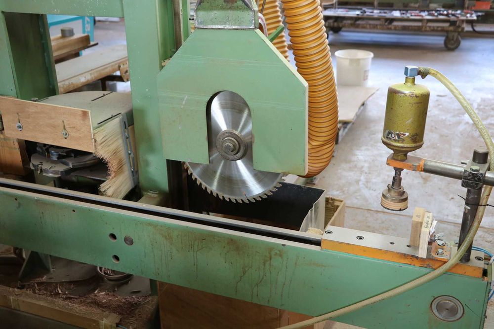 двосторонній шипорізний верстат, Верстат шипорізний форматно-обрізний