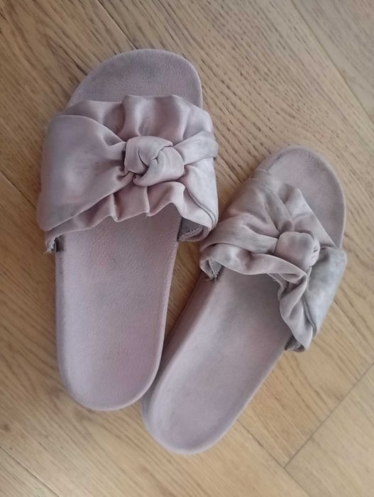 Klapki Stradivarius rozmiar 37