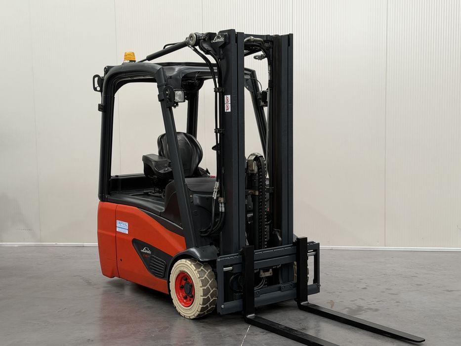 Empilhador Linde 1600Kg - Elétrico