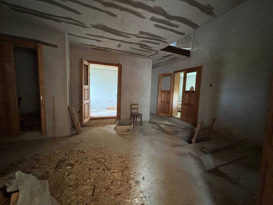 Продається будинок 420 м². Ділянка 18 соток. смт. Солотвин. Краєвид. Гори. Асфальт