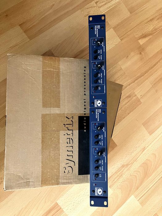 Symetrix 302 Dual Microphone Preamplifier / duas unidades