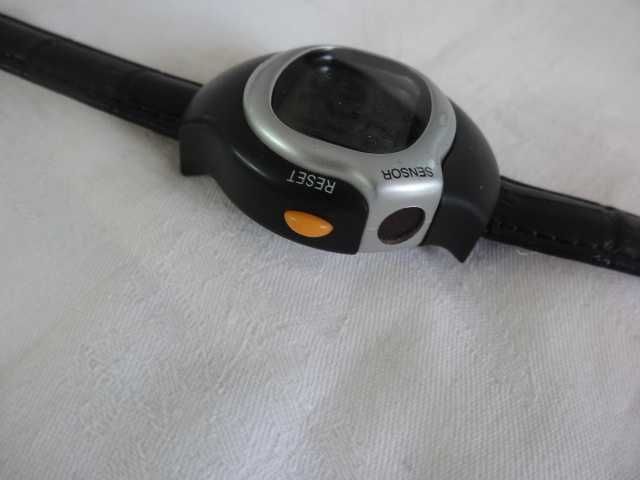 Наручний годинник водонепроникаючий  Іспанія