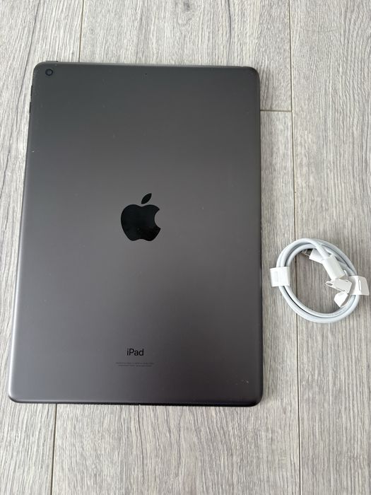 Продам iPad Air (8-9 )поколінь