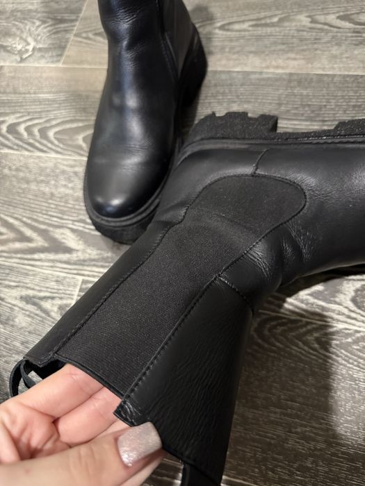 Жіночі зимові ботинки