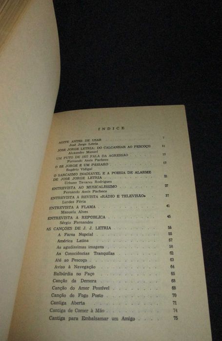 Livro A arte de armar José Jorge Letria Raro